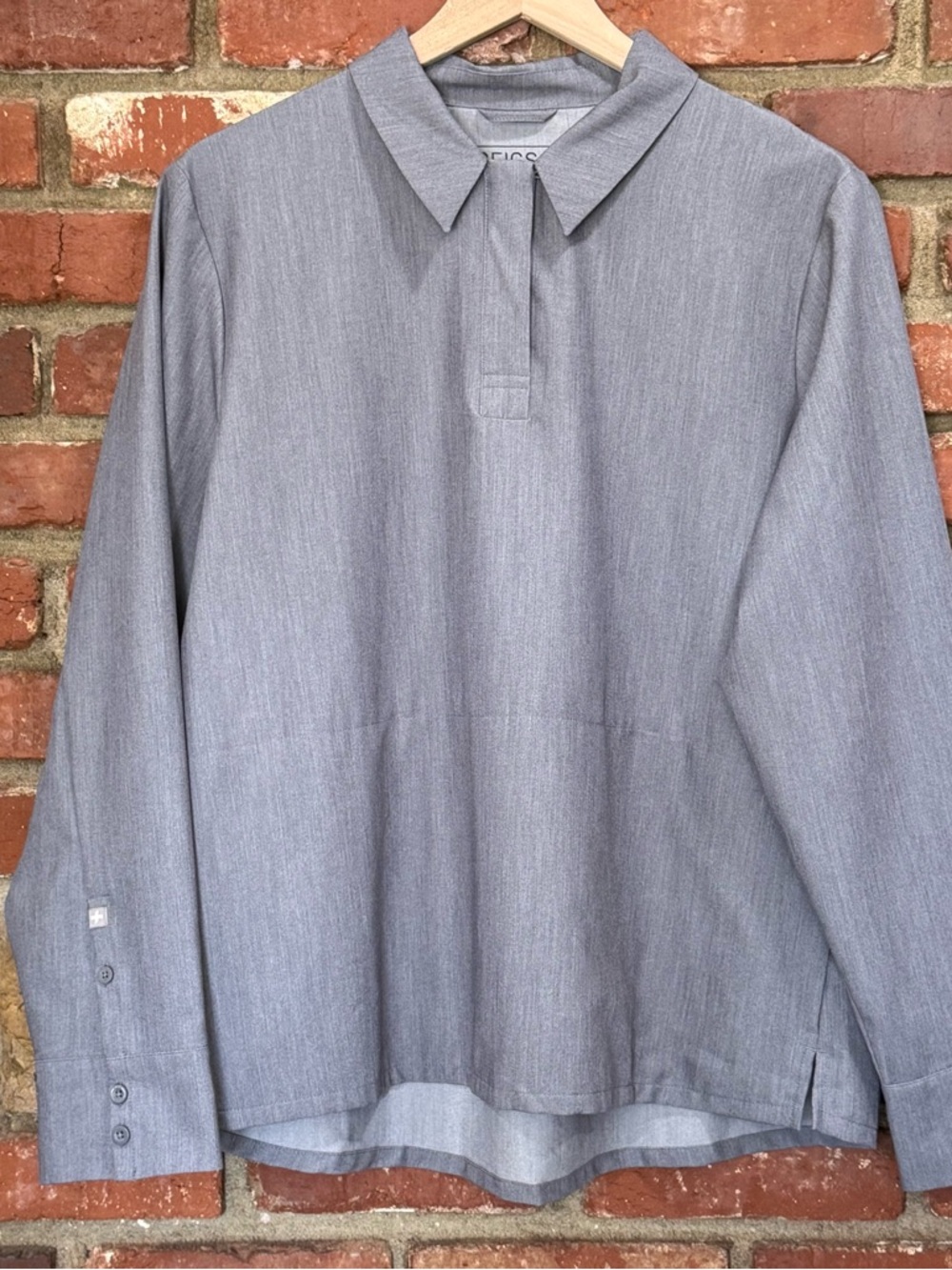 Figs women's Nala scrub top graphite gray long sleeve scrubpolo size XL collared